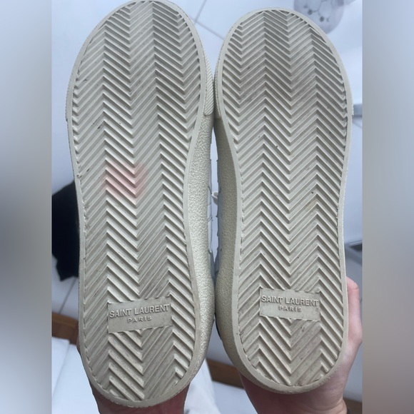 Saint Laurent Court Classic SL/06 California Leather Star Sneakers (SIZE: 40) - Picture 4 of 6